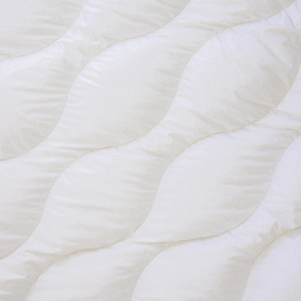 Muscle Mat All Season Duvet